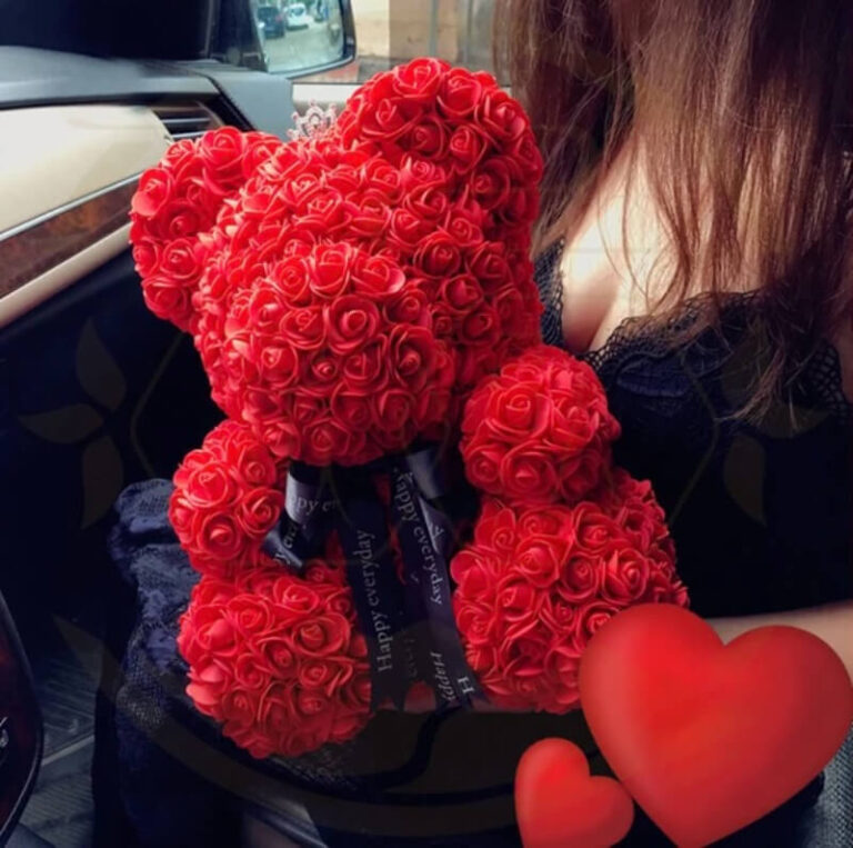 Плюшевий ведмедик з троянд з подарунковою коробкою 40 см Užsisakykite Trendai.lt 11